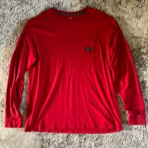 Men’s Large Vineyard Vine Red Long Sleeve